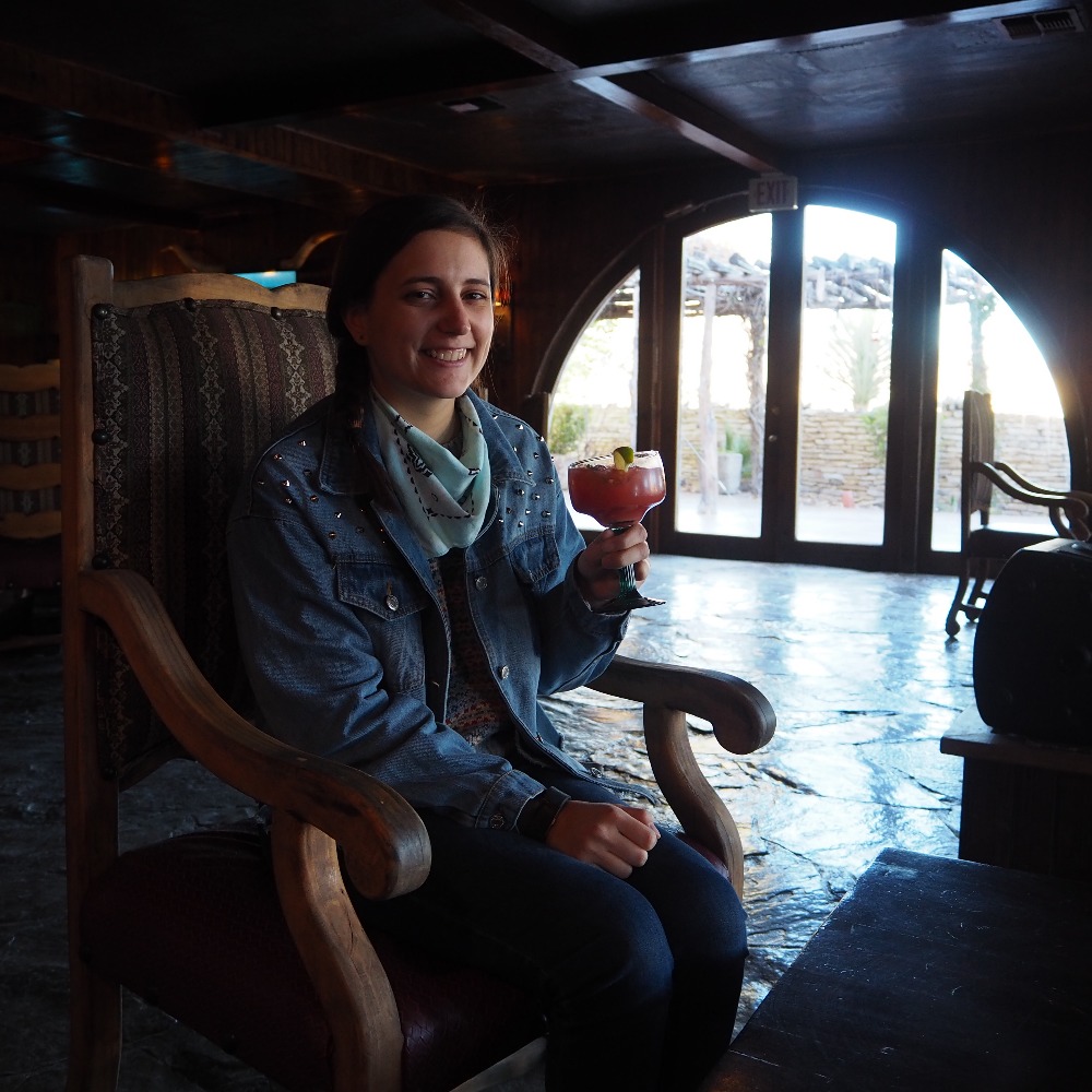 Meet your Posher, Emily